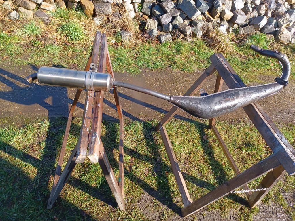 Uitlaat voor een aprilia rs, Motoren, Particulier