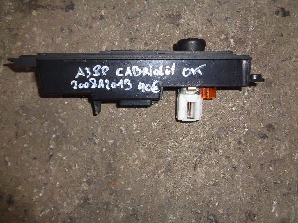 A vendre commande ouverture capote avec allume-cigare, Enlèvement, Utilisé, Audi