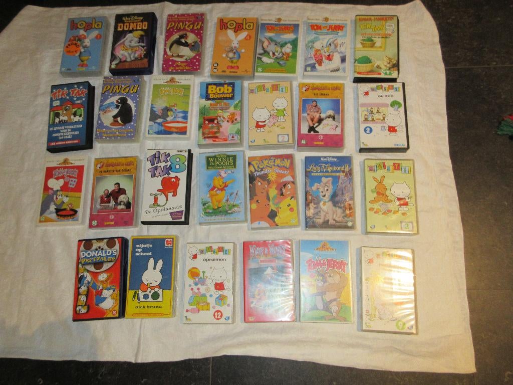 27 videocassettes VHS voor kinderen Musti Pingu en andere, Cd's en Dvd's, Ophalen, Nederlandstalig