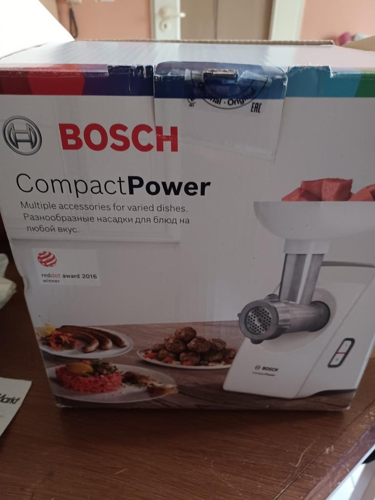 Nieuwe gehaktmachine, Ophalen, Nieuw