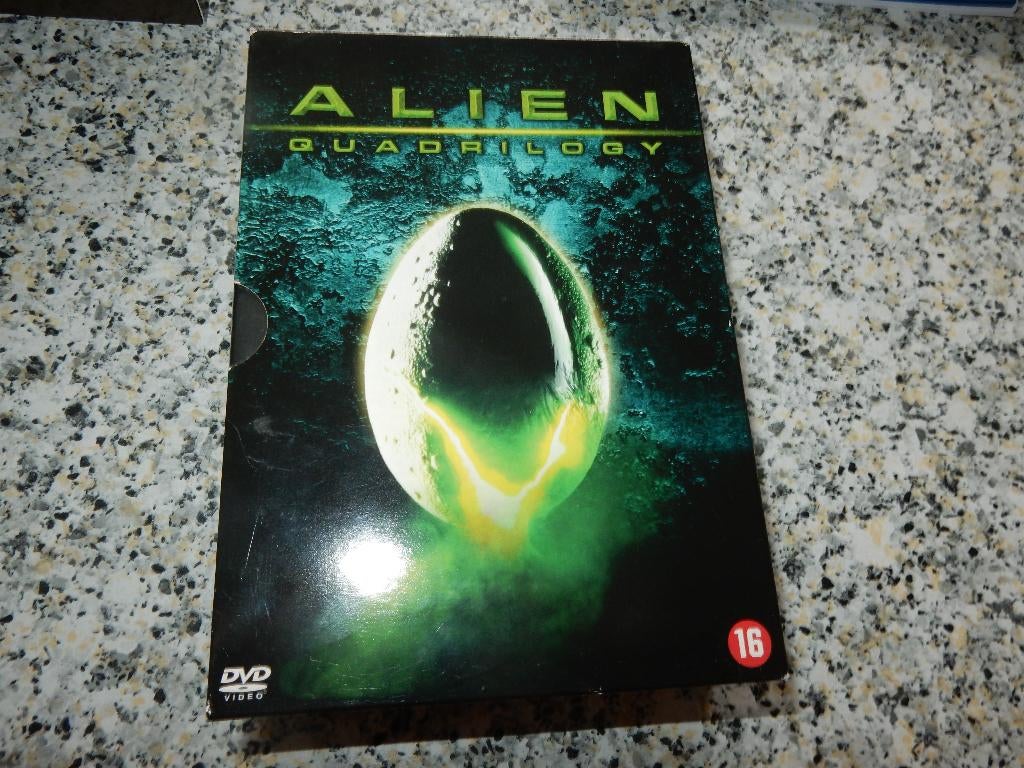 nr.2226- Dvd box: alien quadrilogy- science fiction, Cd's en Dvd's, Dvd's | Science Fiction en Fantasy, Science Fiction, Boxset