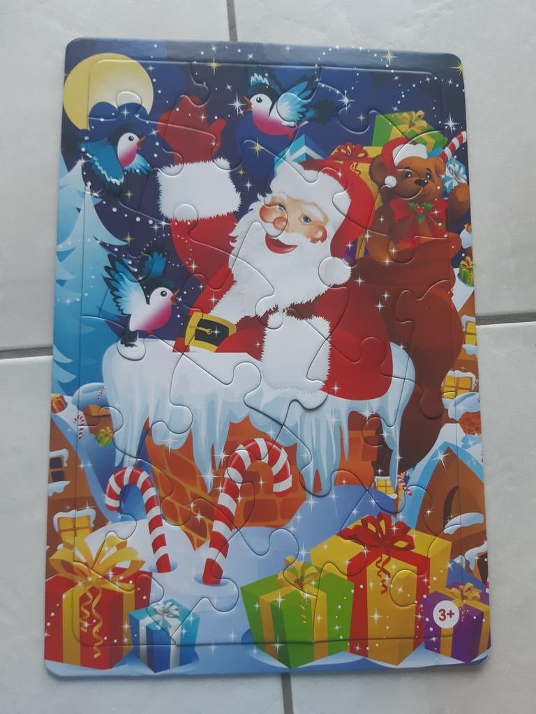 Kerstpuzzel 24st - zeer goede staat, Ophalen of Verzenden, Zo goed als nieuw