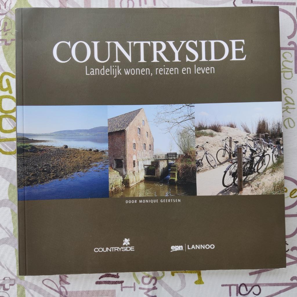 Countryside landelijk wonen, reizen en leven, Ophalen of Verzenden, Gelezen, Monique Geertsen