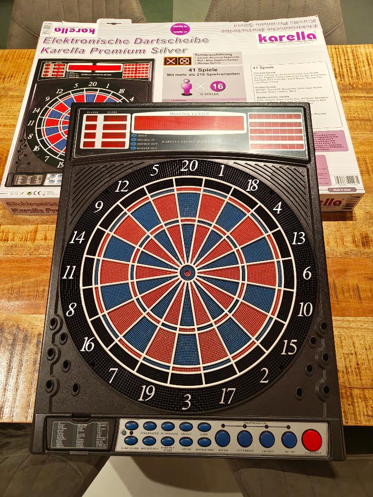Karella - Premium Silver Elektronisch Dartbord, Sport en Fitness, Darts, Ophalen of Verzenden, Gebruikt, Dartbord, Soft tip