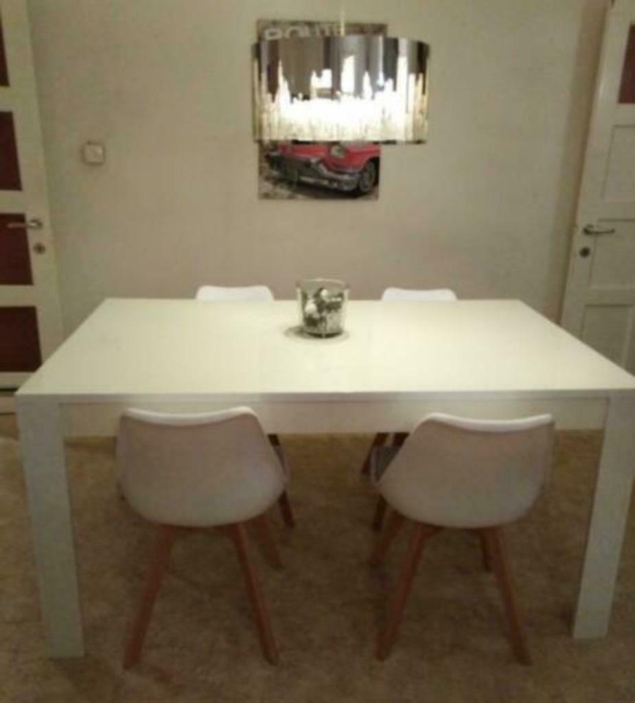 TABLE LAQUÉE BLANCHE, 150 à 200 cm, Comme neuf, 50 à 100 cm, Rectangulaire