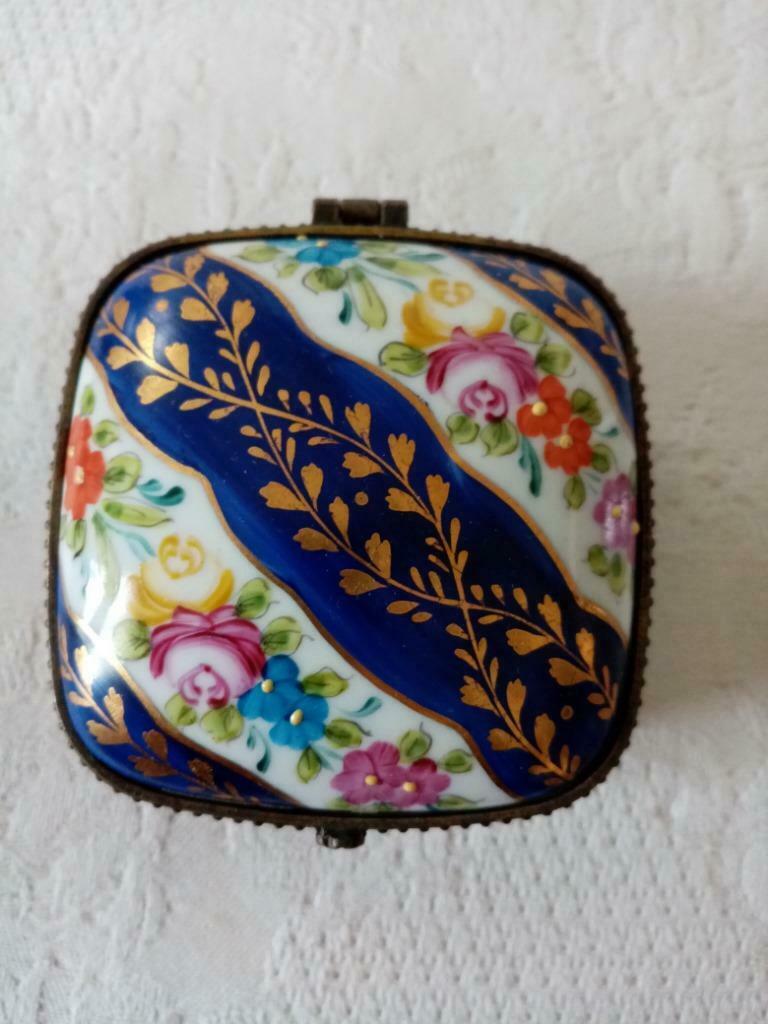 Boîte à bijoux porcelaine LIMOGES des années1920/30, Enlèvement ou Envoi