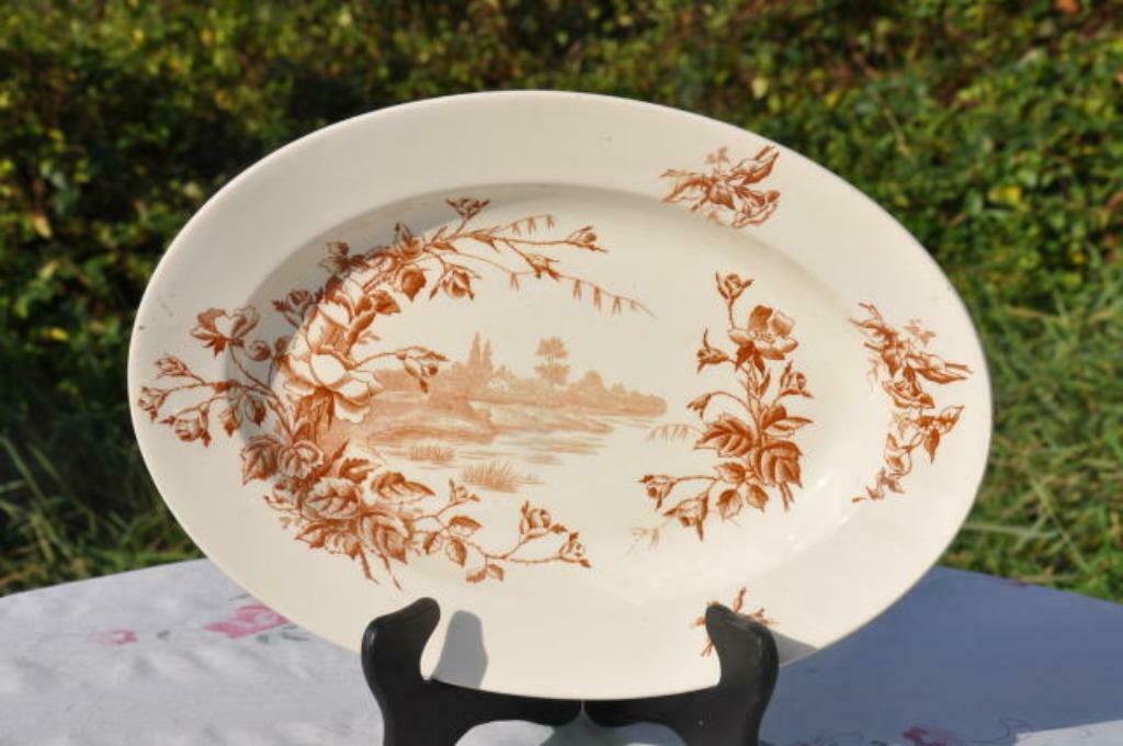 §  plat oval boch freres cotage terre de fer (2), Antiquités & Art, Enlèvement ou Envoi