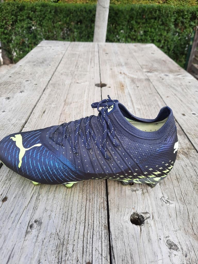 Voetbalschoenen nieuw Puma Parsian 42,5, Sport en Fitness, Voetbal, Ophalen, Zo goed als nieuw, Schoenen