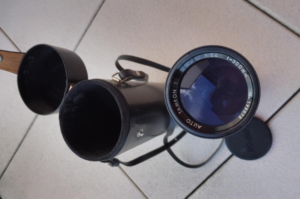 Téléobjectif Tamron 1:5.6,  f = 300mm avec étui, Ophalen, Nieuw