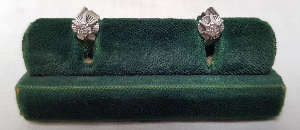 Paire de boucles d'oreilles clous en diamant 18 ct, Enlèvement ou Envoi, Or, Boucles d'oreilles, Avec pierre précieuse