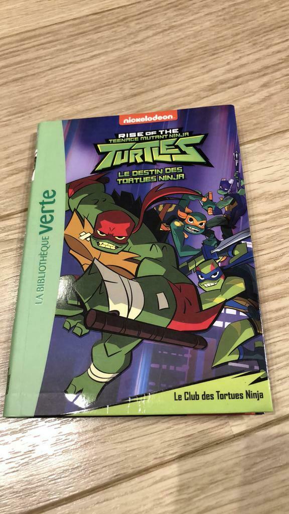 Livre La bibliothèque verte : tortue ninja. Comme neuf, Zo goed als nieuw