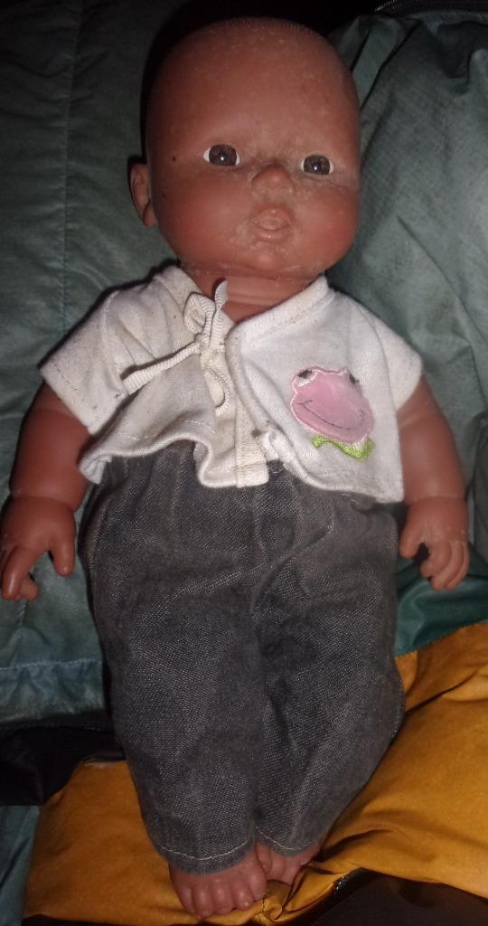 poupée noire, Enlèvement ou Envoi