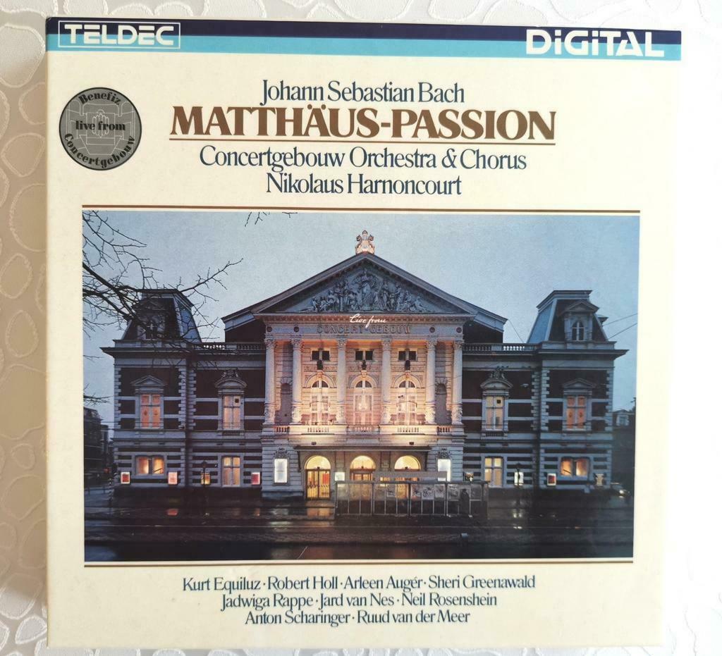 Matthäus-Passion de Bach par le Concertgebouw Coffret 3 k7, CD & DVD, Enlèvement ou Envoi, Classique, Originale, Avec boîte de rangement, étagère ou coffret