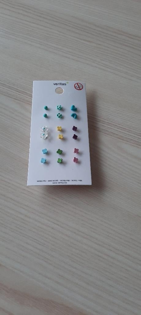Nieuw setje van 9 paar oorringen, Ophalen of Verzenden, Nieuw, Veritas