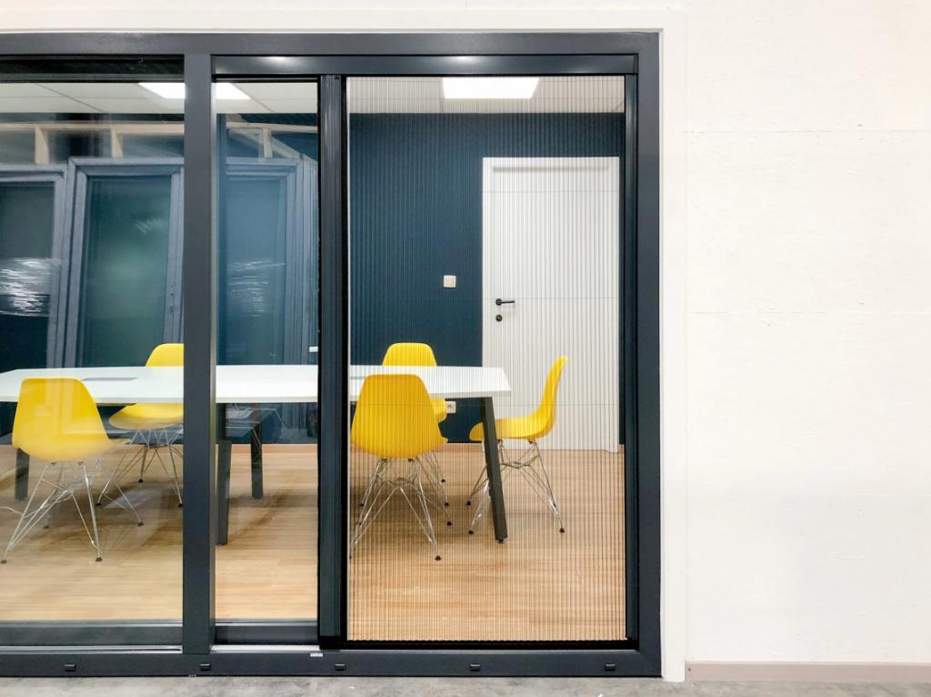 Deurtrekkers zwart, inox, raambeslag, raamroosters, 9005, Doe-het-zelf en Bouw, Glas, Ramenhal, Ophalen of Verzenden, Buitendeur