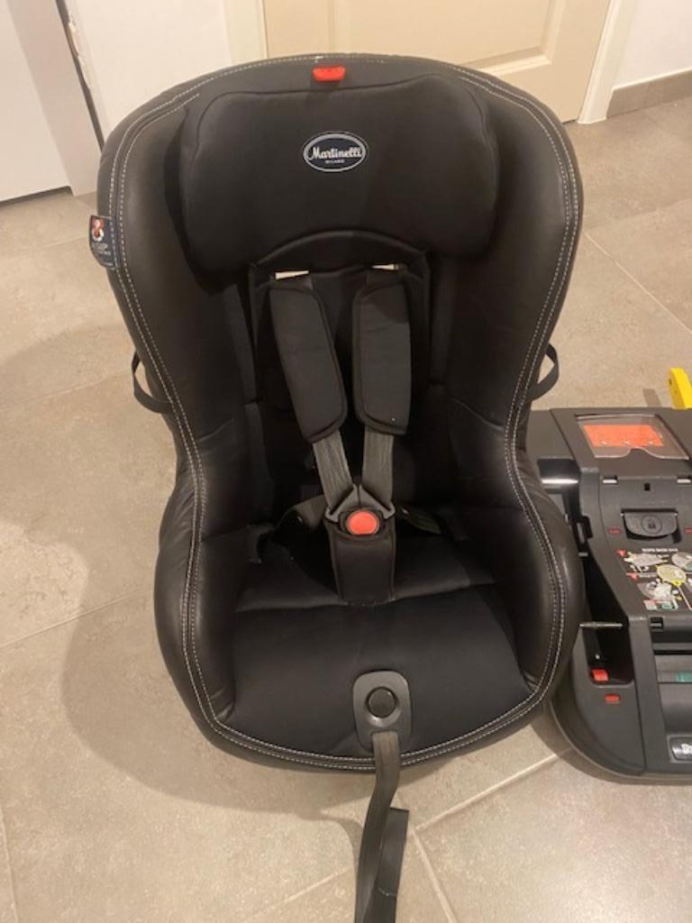 Martinelli autostoel voor isofix systeem/gewoon met gordel, Kinderen en Baby's, Autostoeltjes, Ophalen, Verstelbare rugleuning