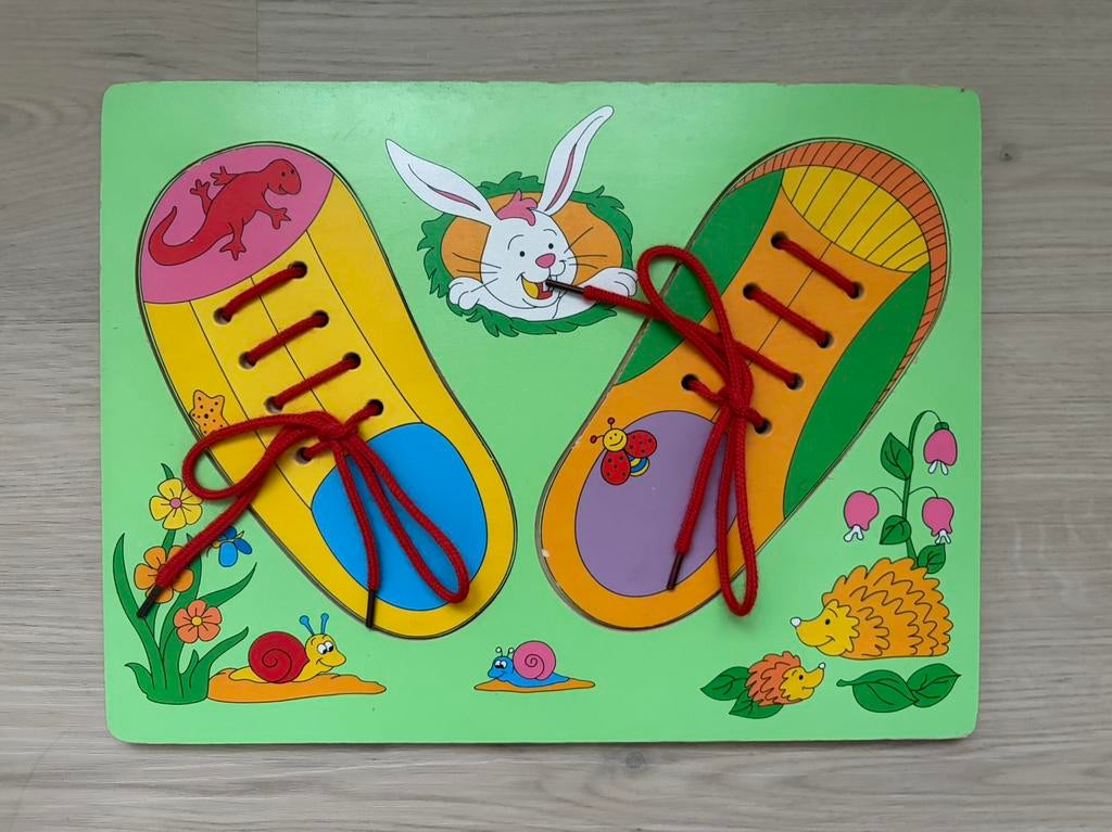Houten bord om veters te leren strikken, Enlèvement ou Envoi, Comme neuf