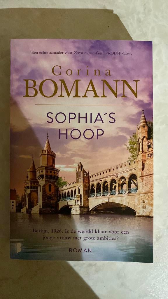 Boek corina Bomann Sophia’s hoop., Boeken, Ophalen, Zo goed als nieuw, Corina Bomann