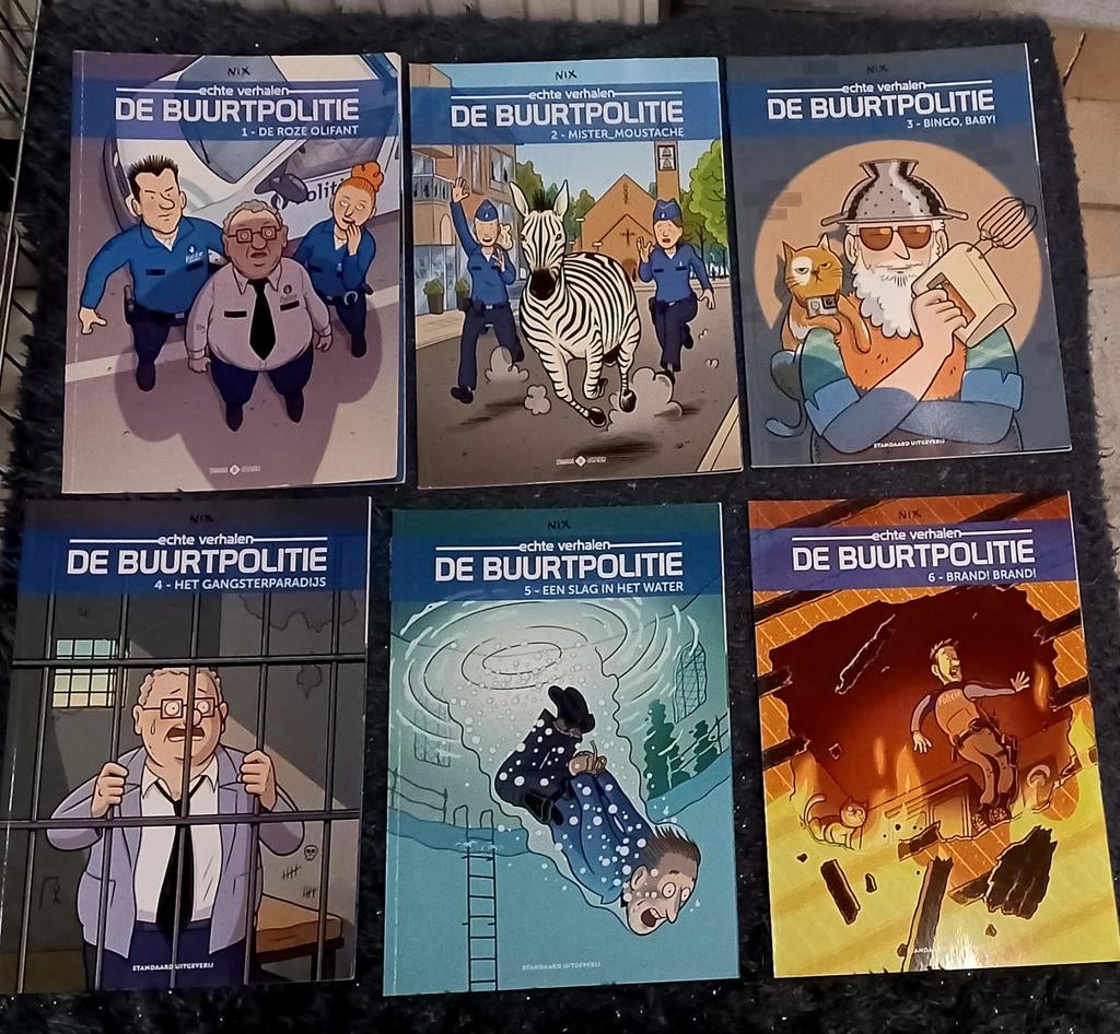 21 Buurtpolitie strips lees artikel voor meer info, Boeken, Meerdere stripboeken, Ophalen, Zo goed als nieuw