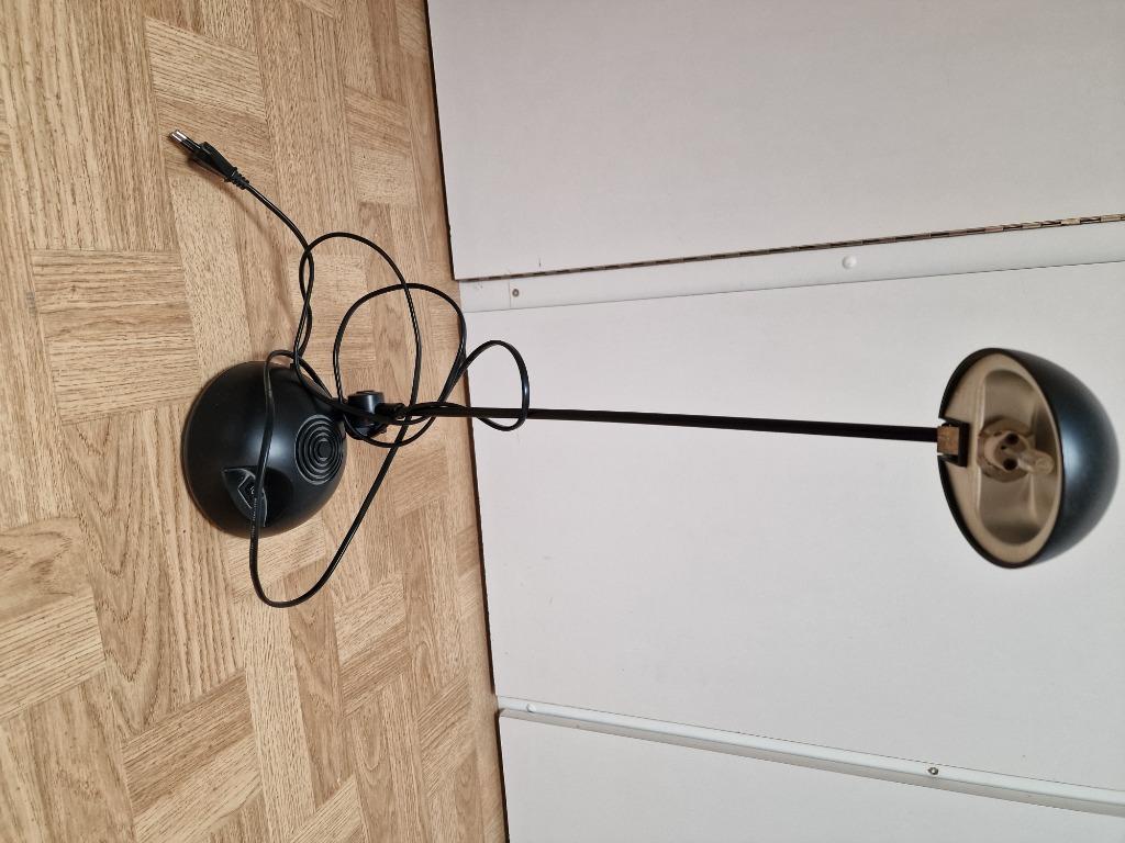 Bureaulamp, Ophalen