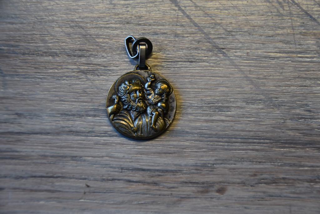 Médaille Saint Christophe Saint-Christophe, Envoi, Autres matériaux