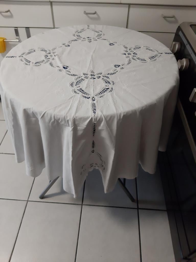 Nappe maison nappe de Noël c'est des prix différents, Enlèvement, Comme neuf