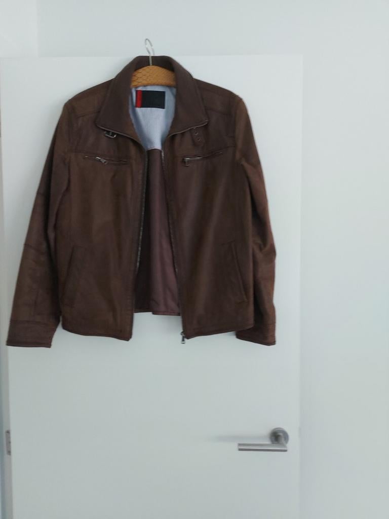 Sportieve jas, Ophalen, Zo goed als nieuw, Maat 48/50 (M), Bruin