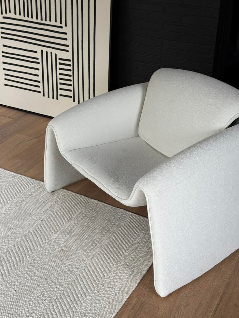 Lounge zetel in beige bouclé, Ophalen, Eenpersoons, 100 tot 125 cm, Nieuw
