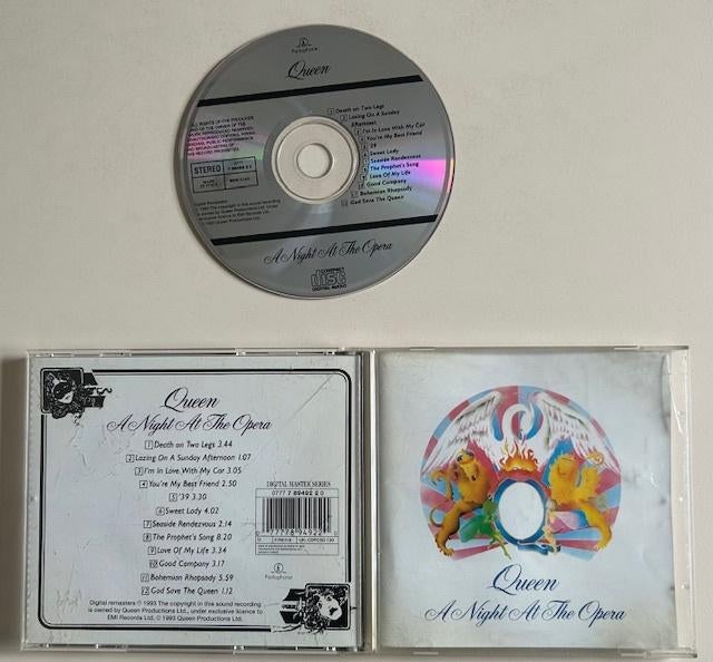 CD QUEEN - A NIGHT AT THE OPERA - FREDDIE MERCURY, Cd's en Dvd's, Cd's | Pop, Gebruikt, Ophalen of Verzenden