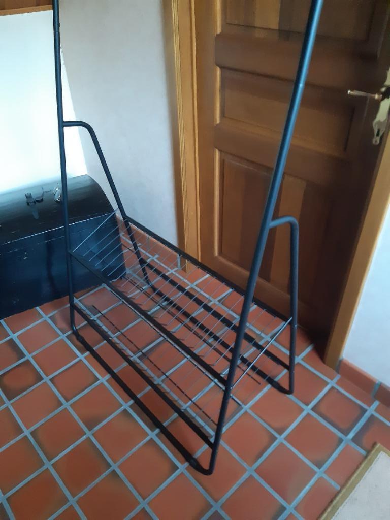 Kledingrekje zwart metaal, Enlèvement, Neuf