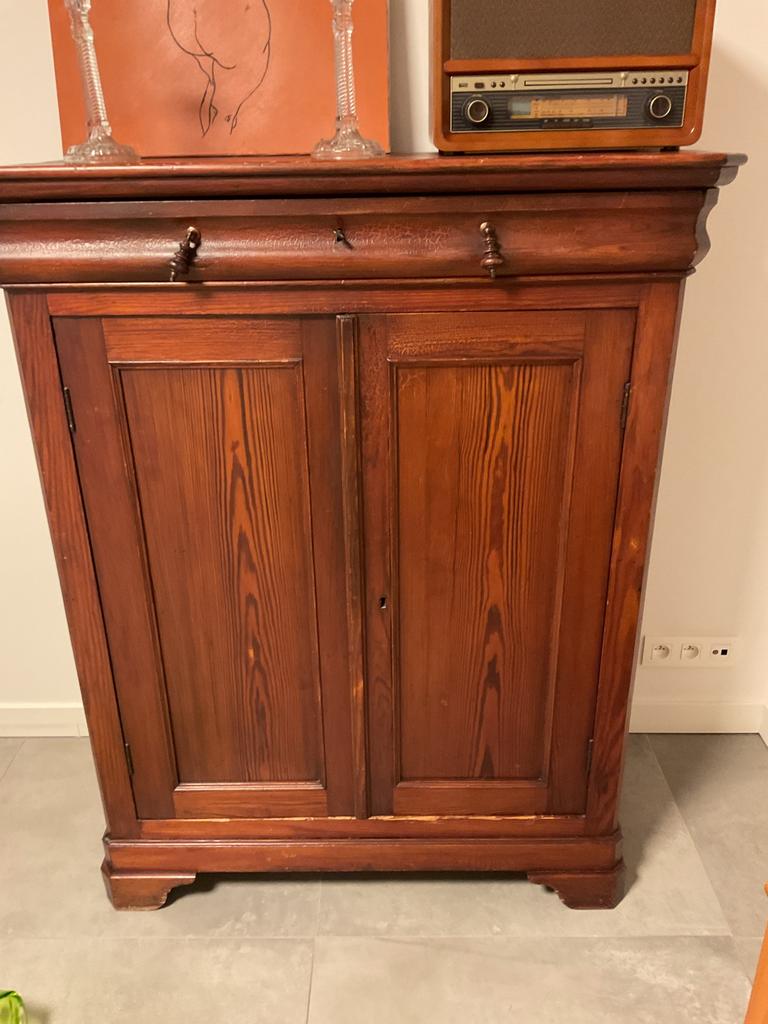 Linnenkast/commode, Ophalen