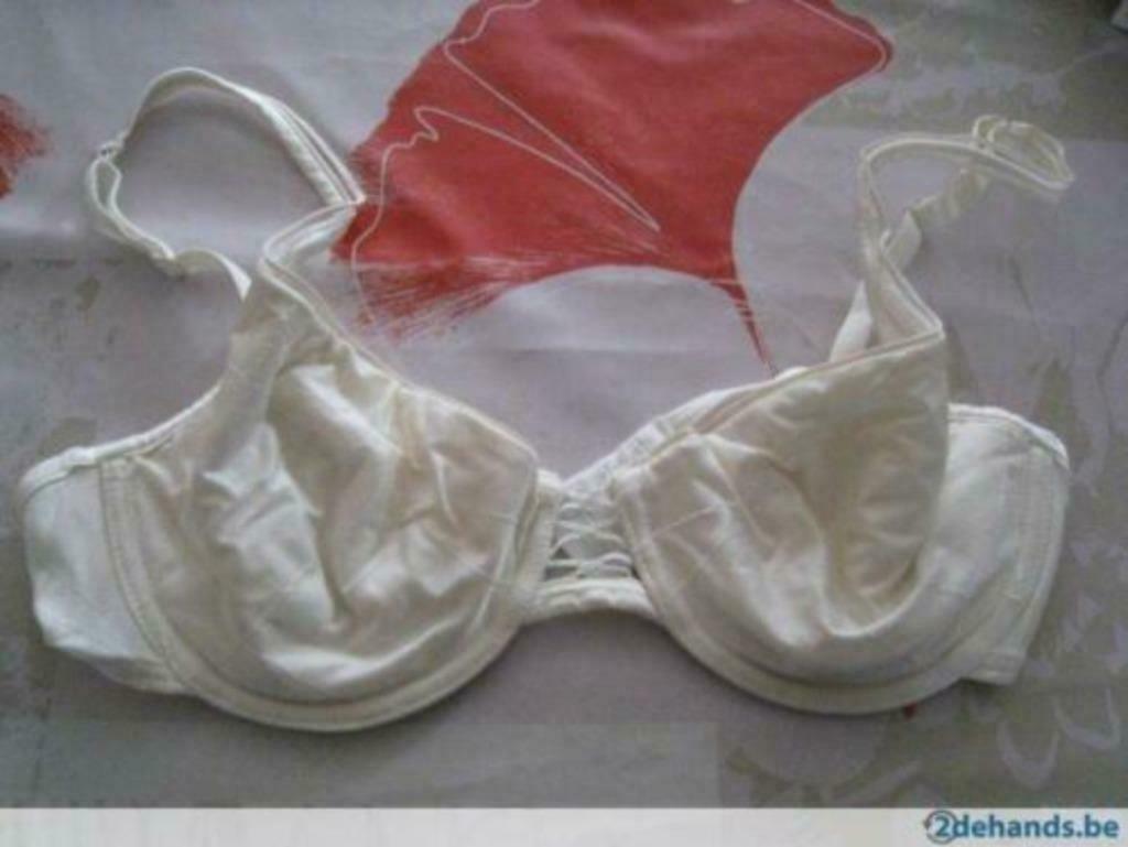 Magnifique soutien-gorge bonnet C t.e.a.b., C&A, Envoi, Blanc, Soutien-gorge