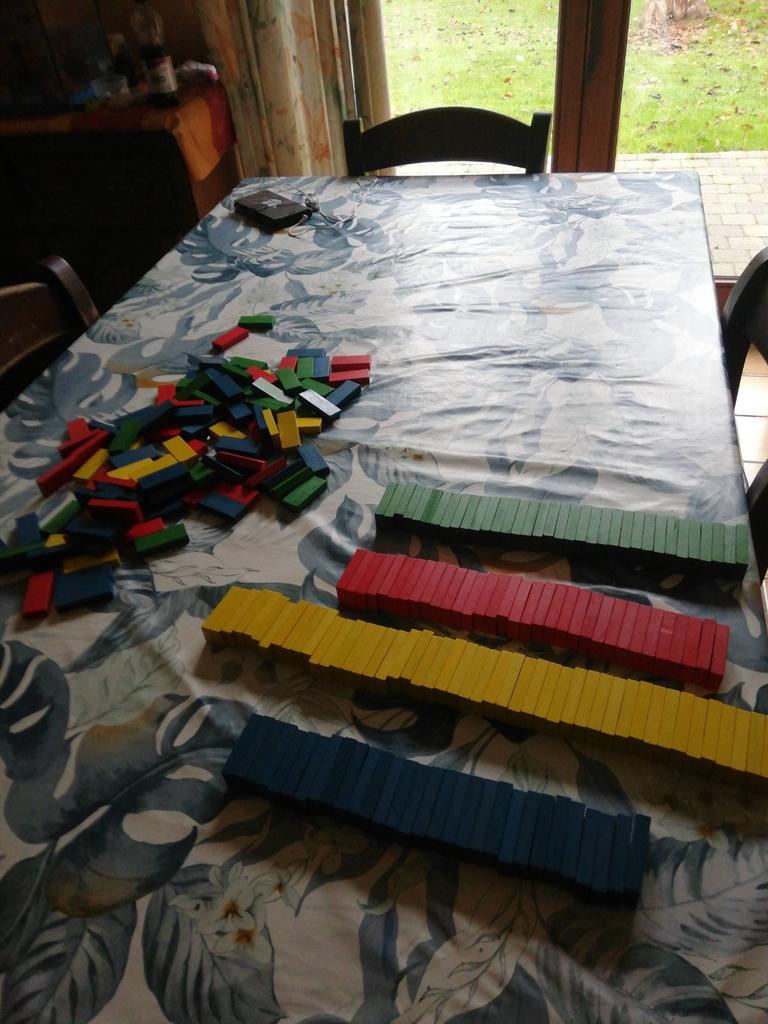 Blocs de construction ou dominos en bois., Comme neuf, Construction