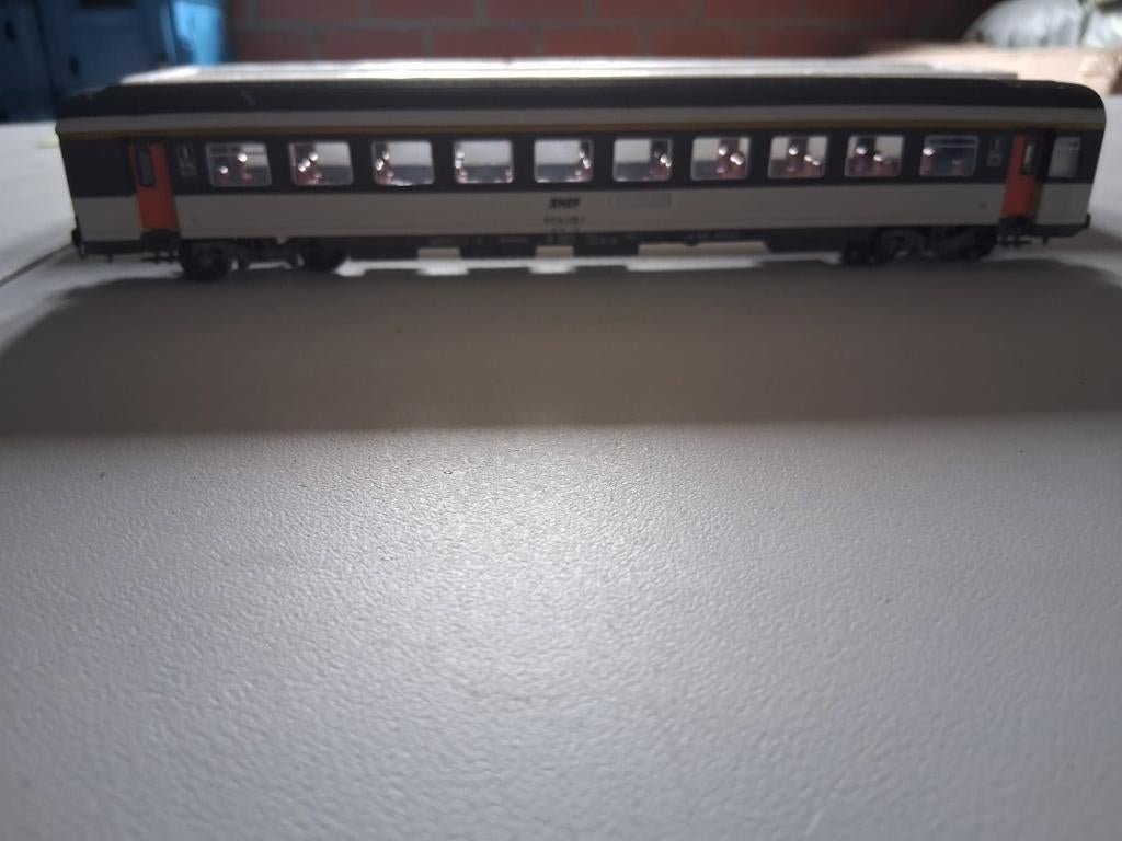 30 Roco 4275s Personenrijtuig 2e klasse van de SNCF!, Gelijkstroom, Verzenden, Wagon, Zo goed als nieuw