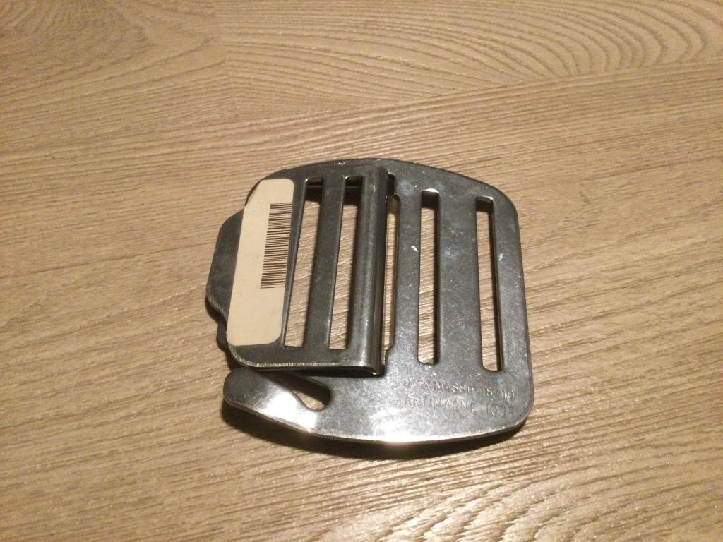 2-D Stainless Steel Gesp voor duiksport nieuw aan 6€, Watersport en Boten, Duiken, Ophalen of Verzenden, Nieuw, Lood of Loodgordel
