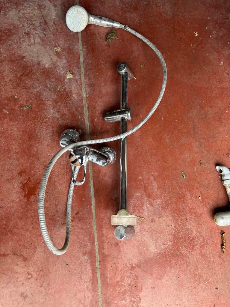 Mitijeur + pommeau douche avec tige et tuyau, Ophalen, Zo goed als nieuw, Douche