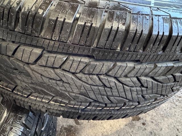 255/65 R18 115H XL - 5 pneus 4 saisons  état neuf, Autos : Pièces & Accessoires, Pneus & Jantes, Neuf, Véhicule utilitaire, Enlèvement