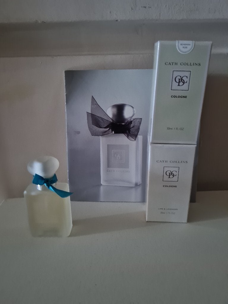 High End Dames Cologne Rozen of Lavendel, Handtassen en Accessoires, Overige Accessoires, Ophalen of Verzenden, Nieuw