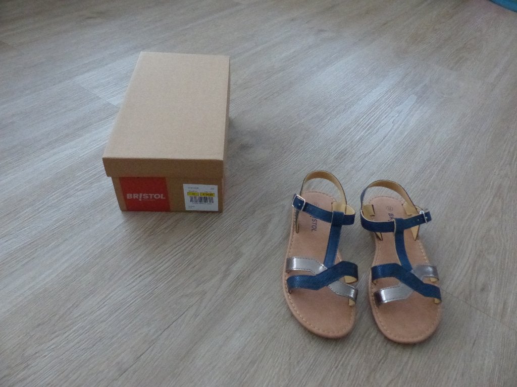Jolies sandales bleues pour filles - taille 33, Enlèvement ou Envoi, Comme neuf, Chaussures, Bristol