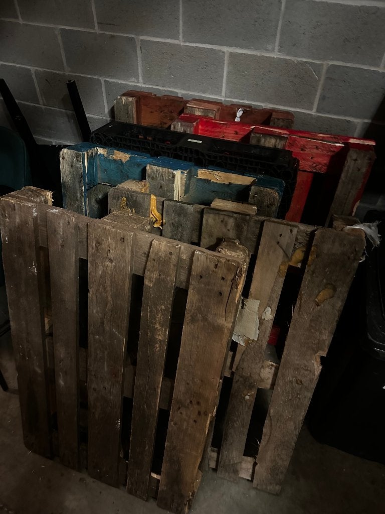 Paletten, GRATIS af te halen in Antwerpen., Ophalen