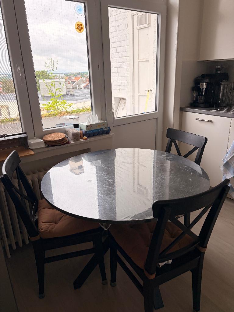 Table à manger ronde marbre noir + 3 chaises, Maison & Meubles, Tables | Tables à manger, 100 à 150 cm, Quatre personnes, Rond