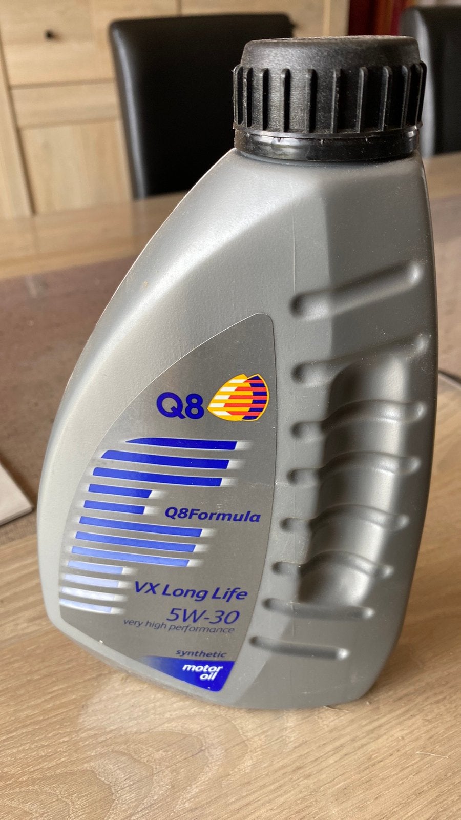 1 l d’huile synthétique 5/30 Neuf Enlever région de Herve, Ophalen