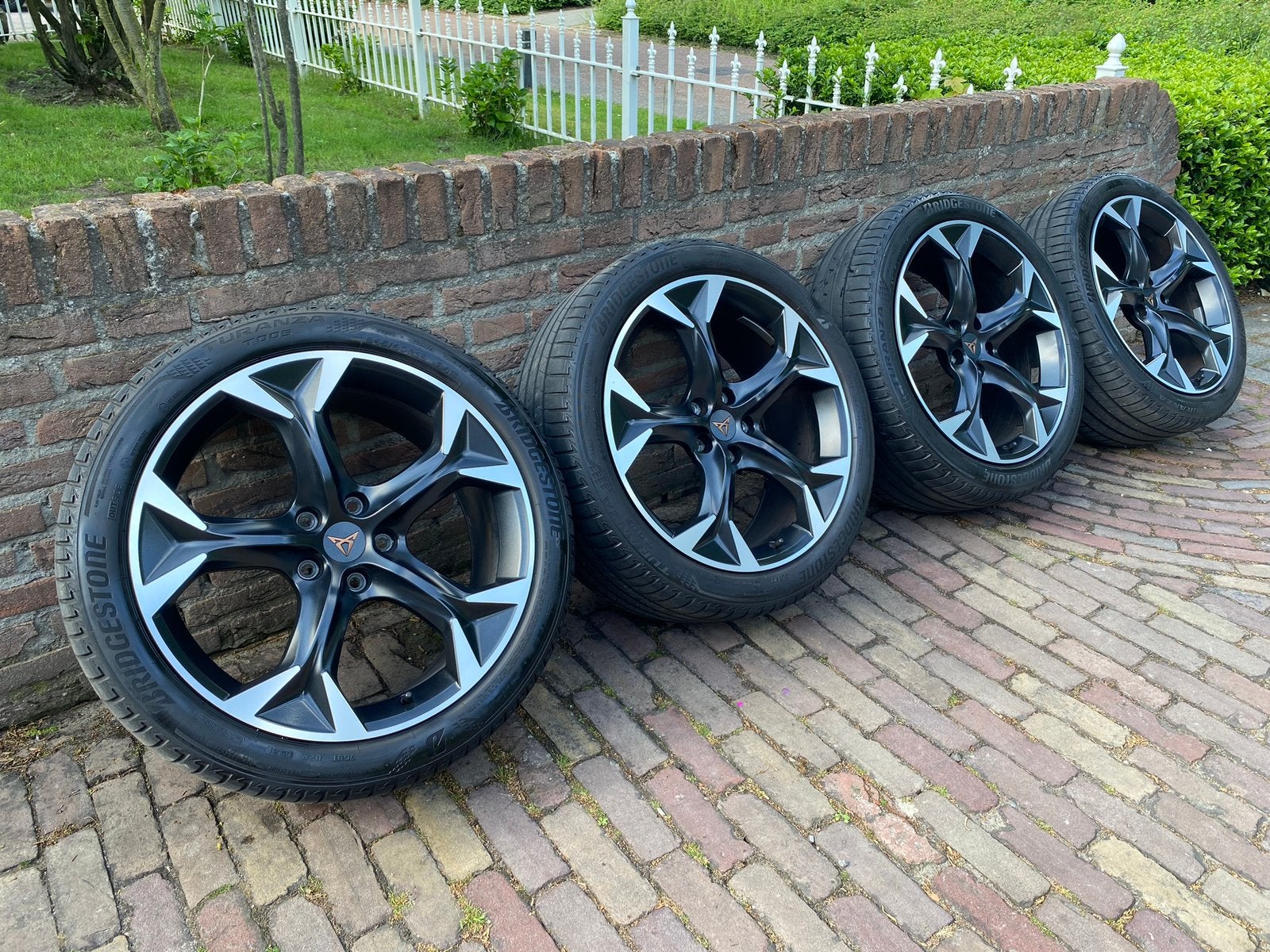 Jantes Cupra Formentor 19 pouces+jantes d'été, Autos : Pièces & Accessoires, Pneus & Jantes, Pneus et Jantes, Pneus été, 19 pouces