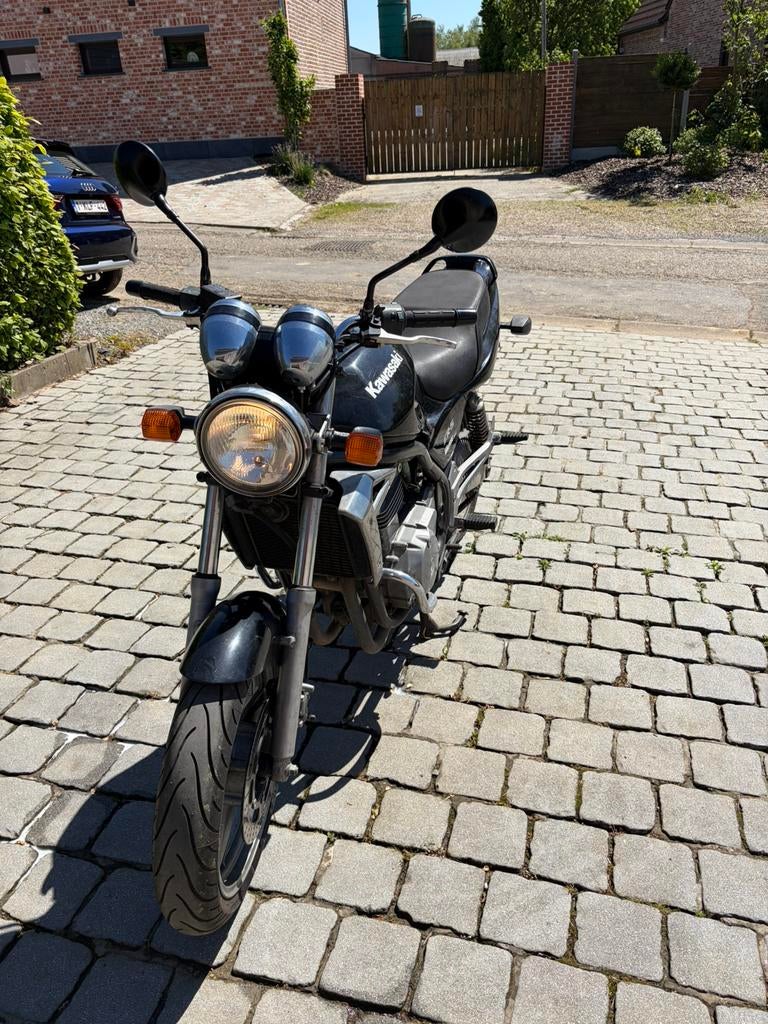 voiture classique kawasaki er500, Motos, Motos | Yamaha, Particulier, Naked bike, Enlèvement
