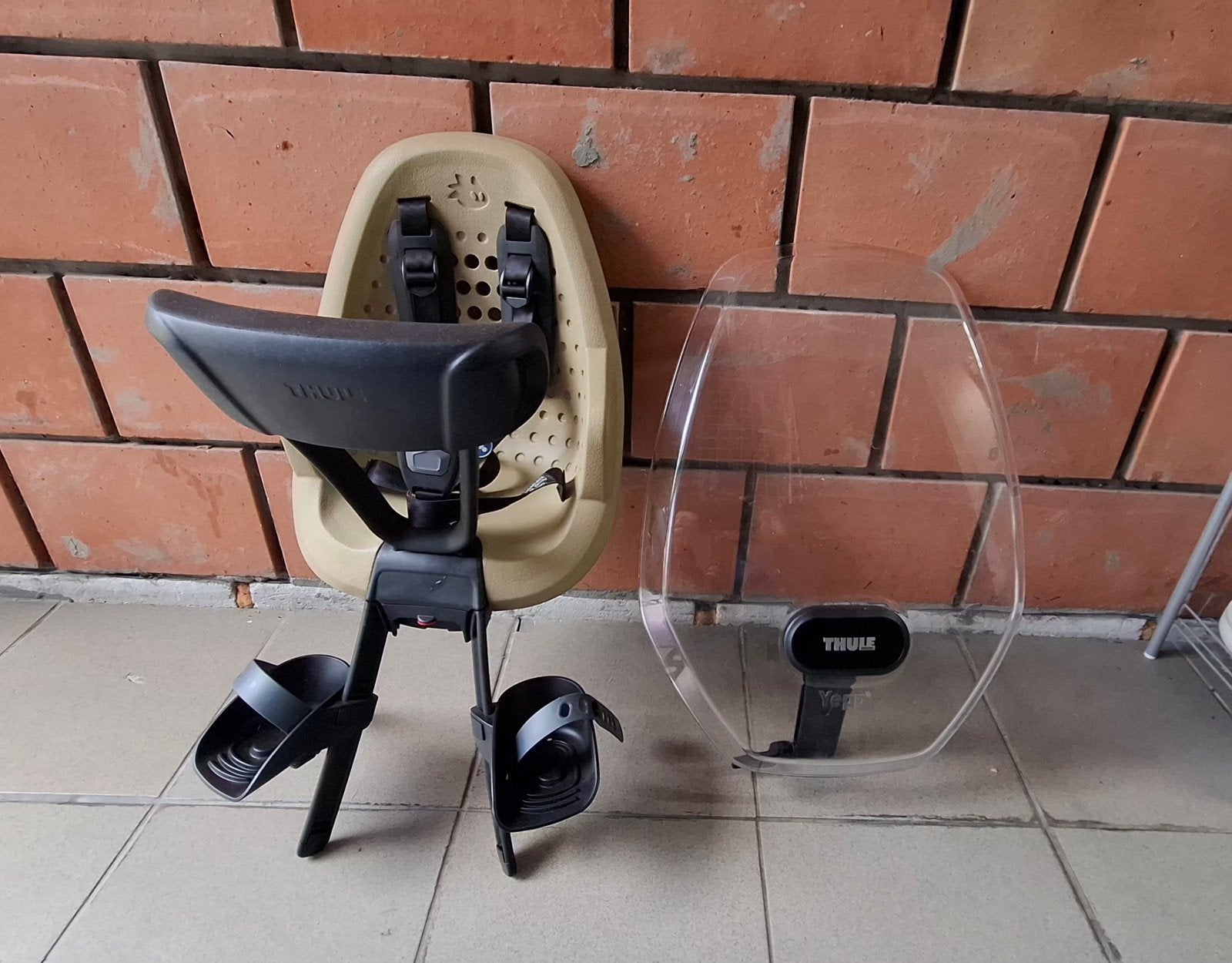 Siège de vélo Thule, Vélos & Vélomoteurs, Siège avant, Repose-pieds, Comme neuf, Enlèvement