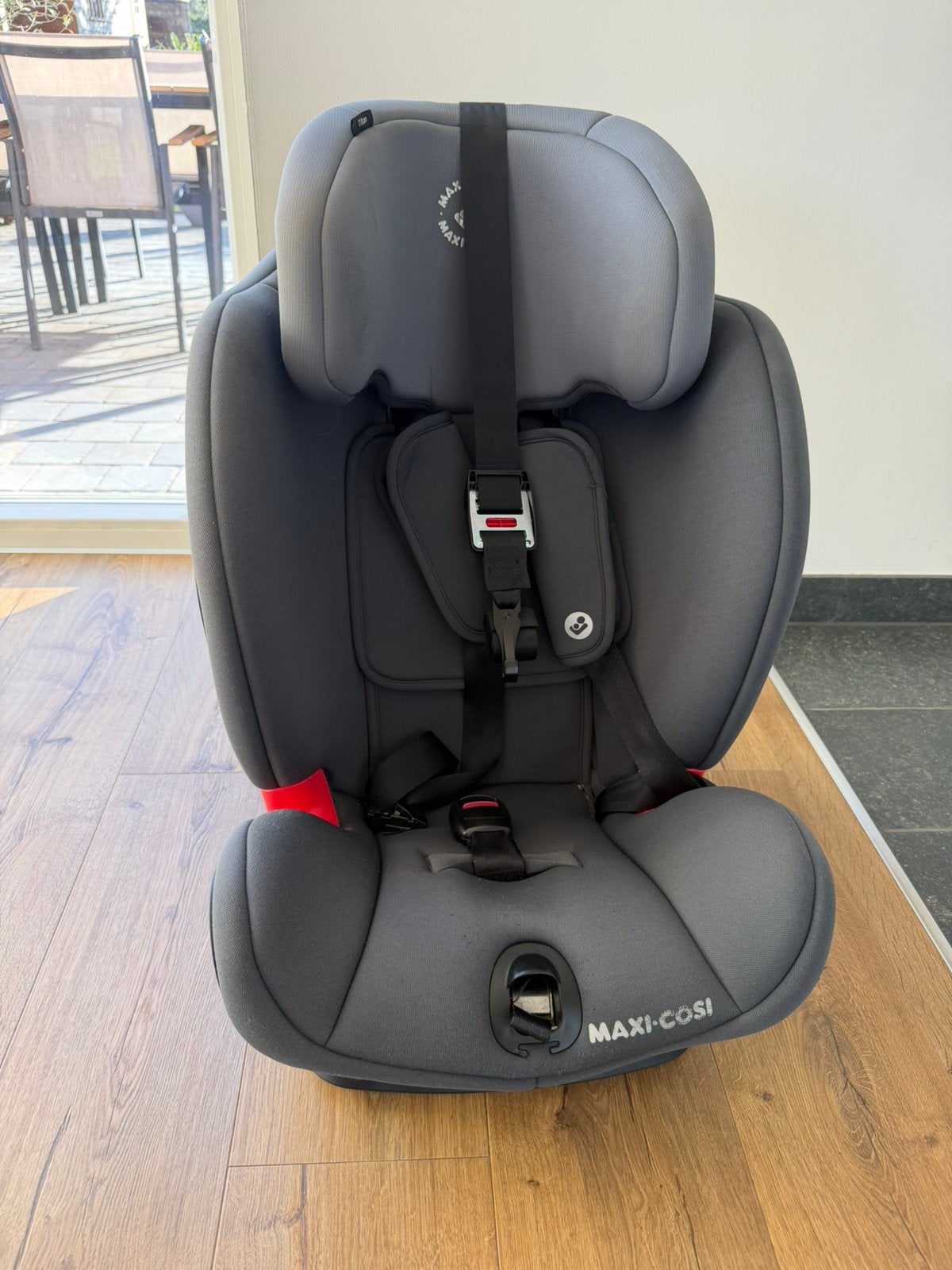 Autostoel Maxi Cosi Titan, 22 à 36 kg, Comme neuf, Enlèvement, Isofix