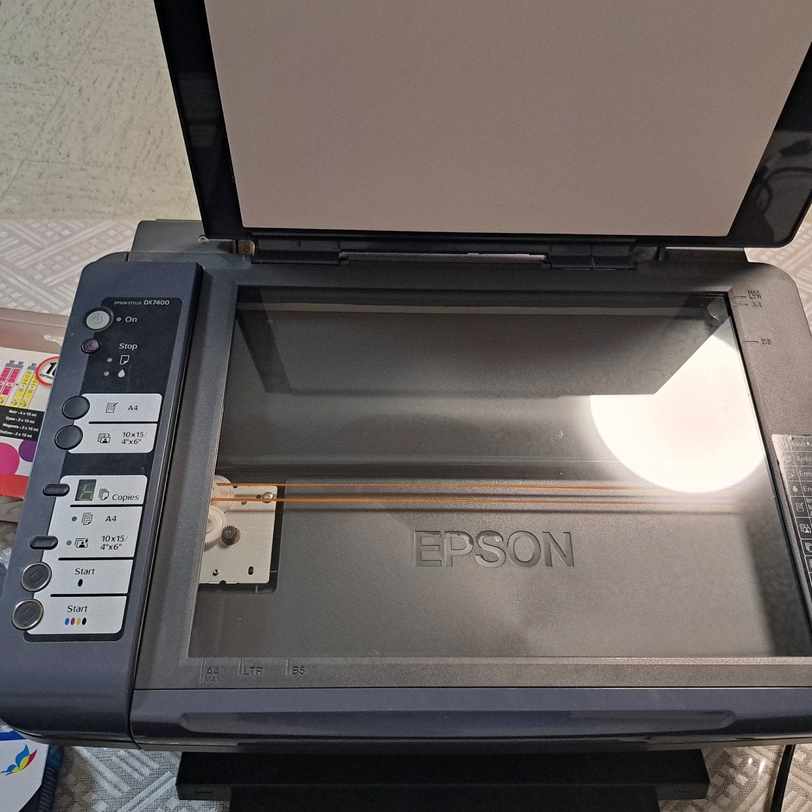 Imprimante scanner,  Epson Stylus DX7400 +10 cartouches noir, Enlèvement, Imprimante