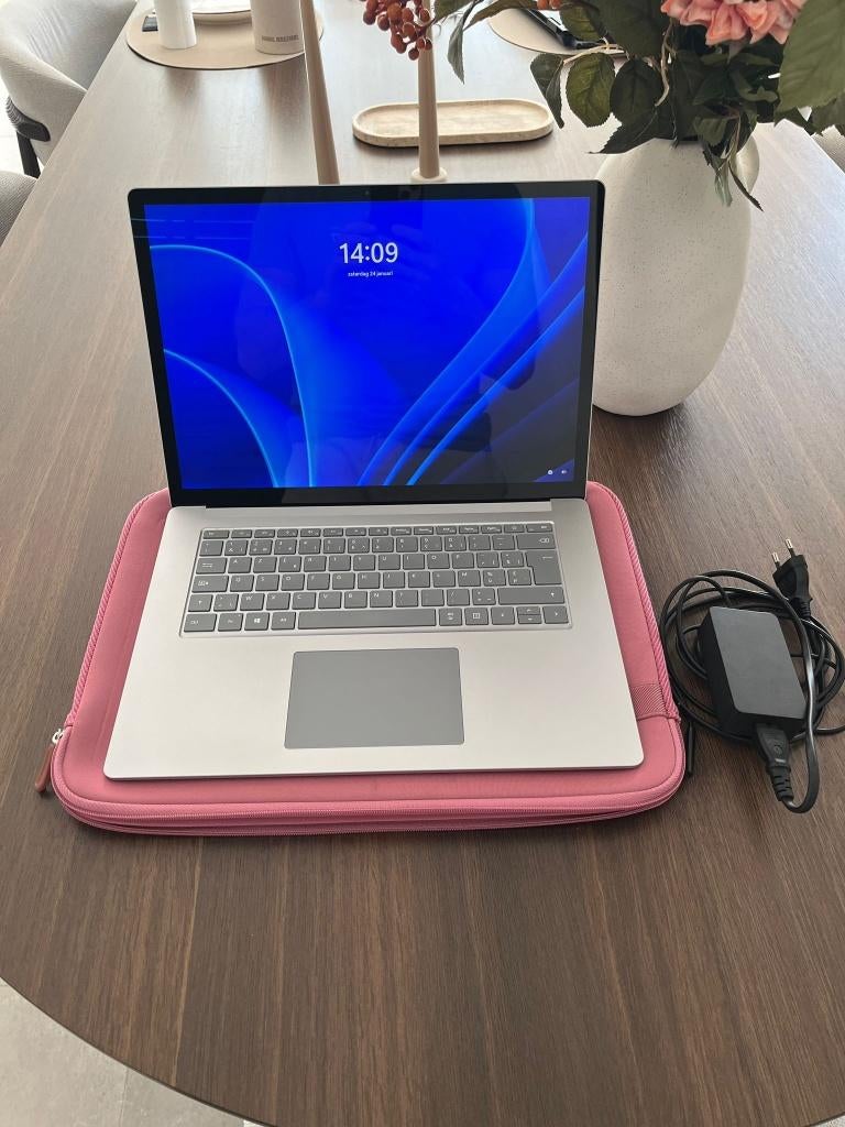 Laptop -  AMD RYZEN 5 Microsoft Surface R edition 2.1 GHz, Neuf, 256 GB, Enlèvement ou Envoi, 8 GB