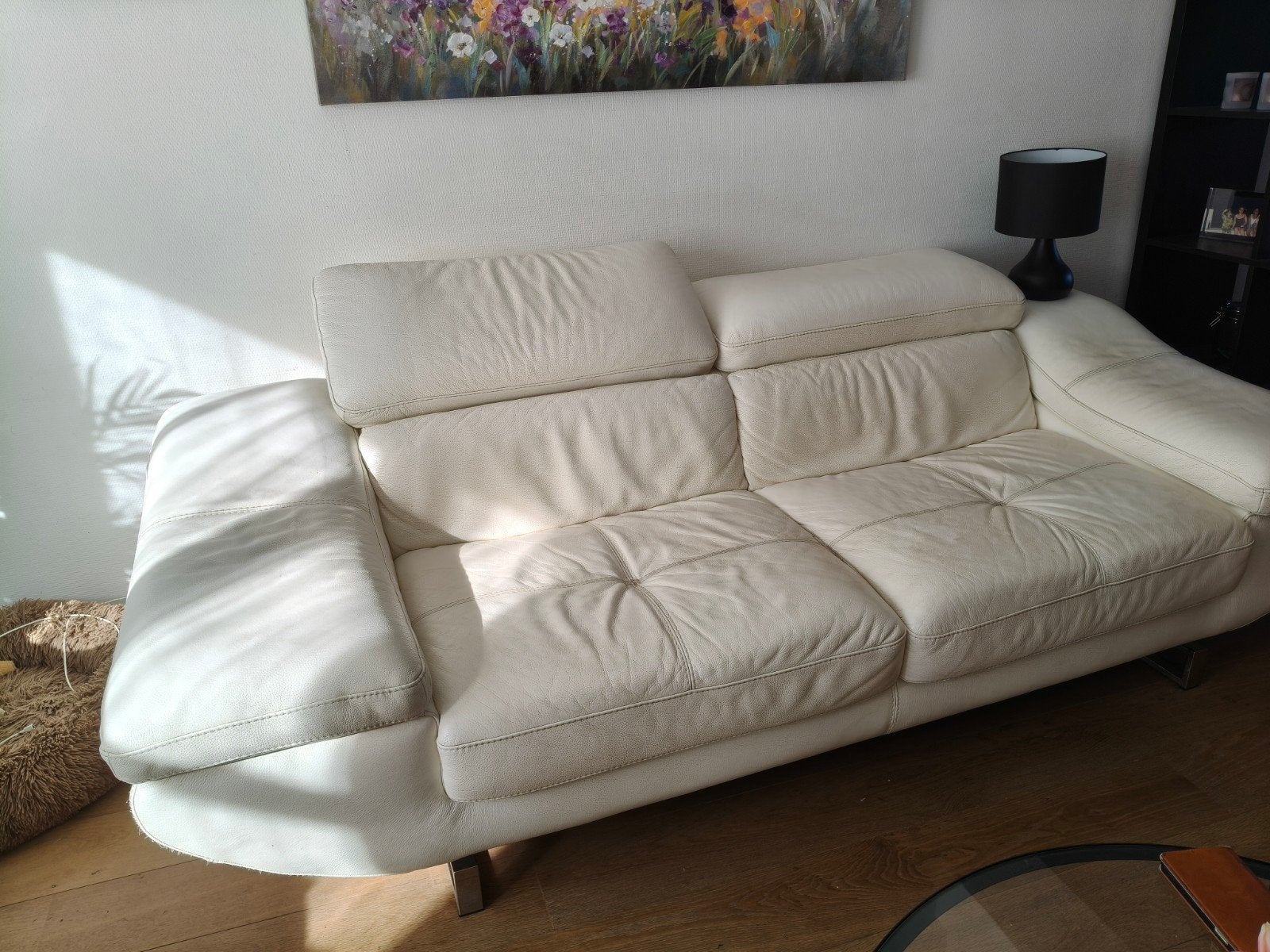 zetel Max Divani, Ophalen