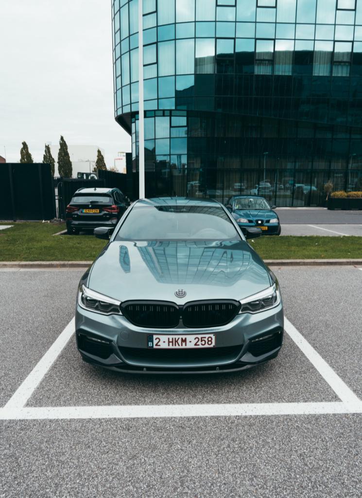 BMW 530e ( M-pakket ), Auto's, Automaat, 4 deurs, Achterwielaandrijving, Adaptive Cruise Control